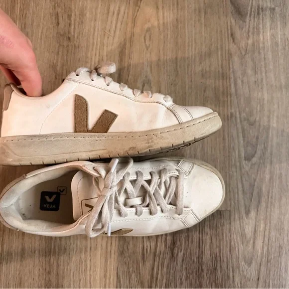 Veja White Sneakers with Tan V Detail - Picture 2 of 3